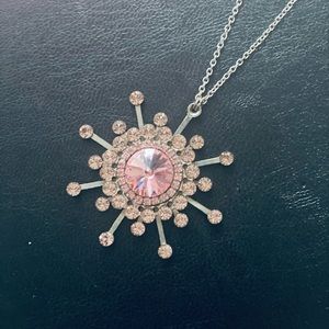 NWT Stunning handmade Swarovski Crystal necklace